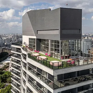 Casa de Férias Luxo No Coracao De Sao Paulo, Estacionamento Pago, São Paulo